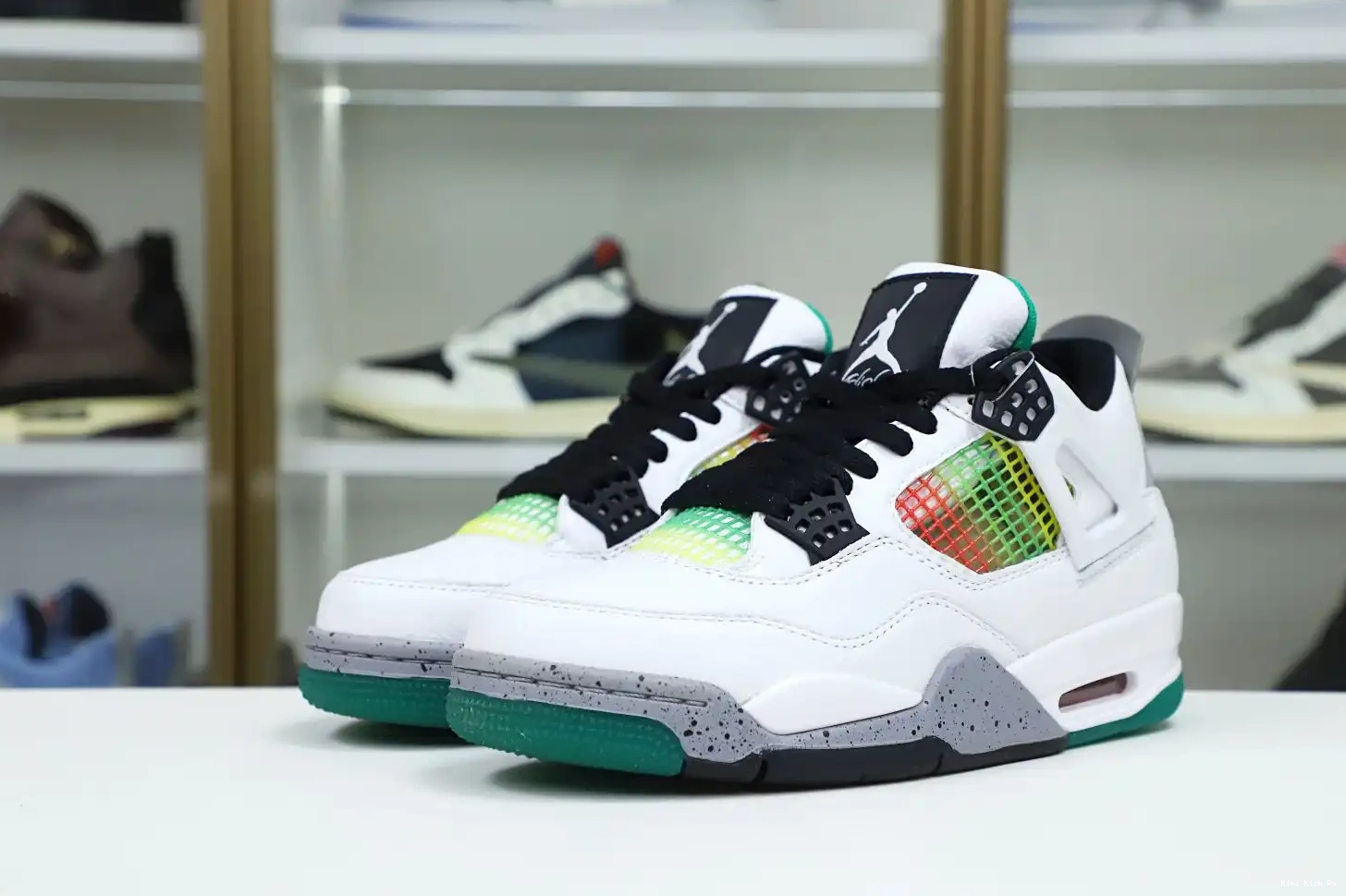 JORDAN 4 WMNS Kimikick AIR RETRO 'RAST 0811